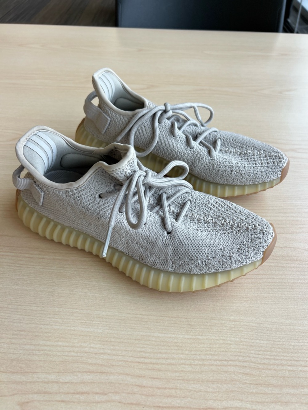 YEEZY x Adidas 350 V2 sesame sneakers neutral modern futuristic streetwear 6.5
